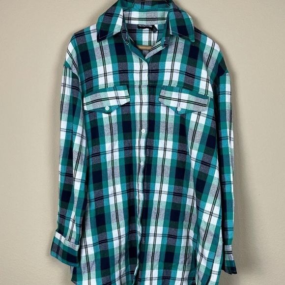 NWT PrettyLittleThings Green Check Oversized Long Sleeve Dad Shirt; One Size - Picture 1 of 10